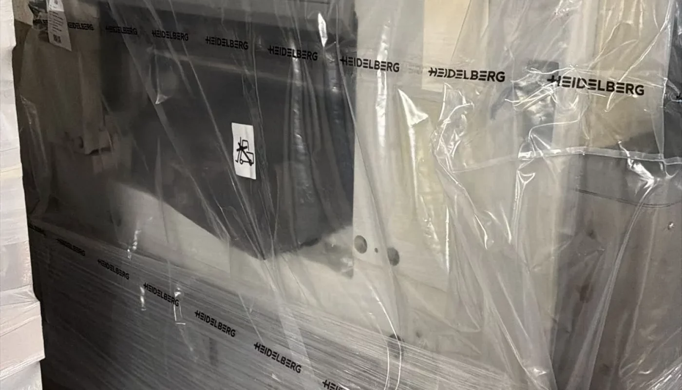 Schneidemaschine Polar 92E verpackt - CDM Druckmaschinen